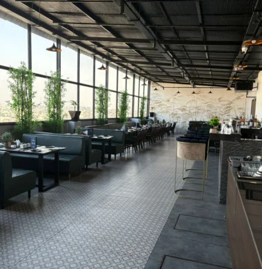 Rooftop restaurant at Hotel City Klyde Inn in Amritsar